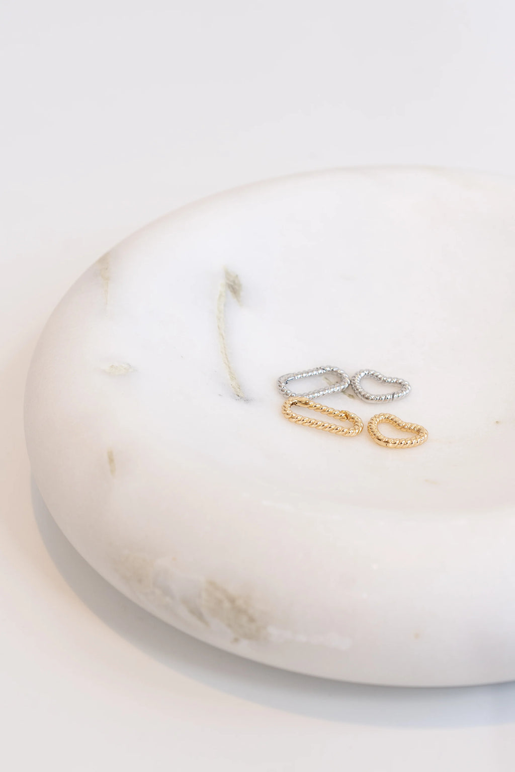 Rope Textured Heart Clasp